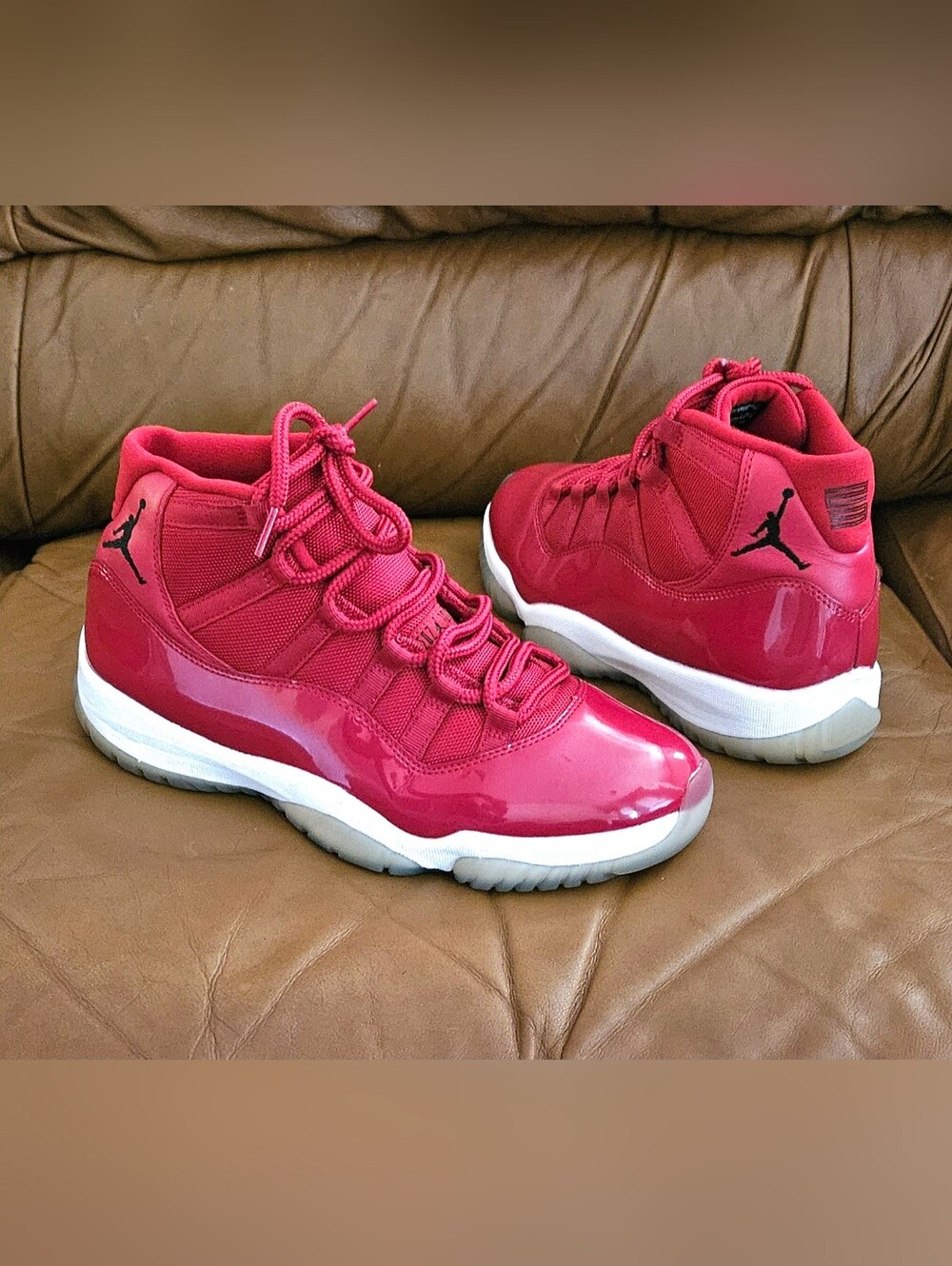 Nike Air Jordan 11 High Retro Win Like '96 Size 10